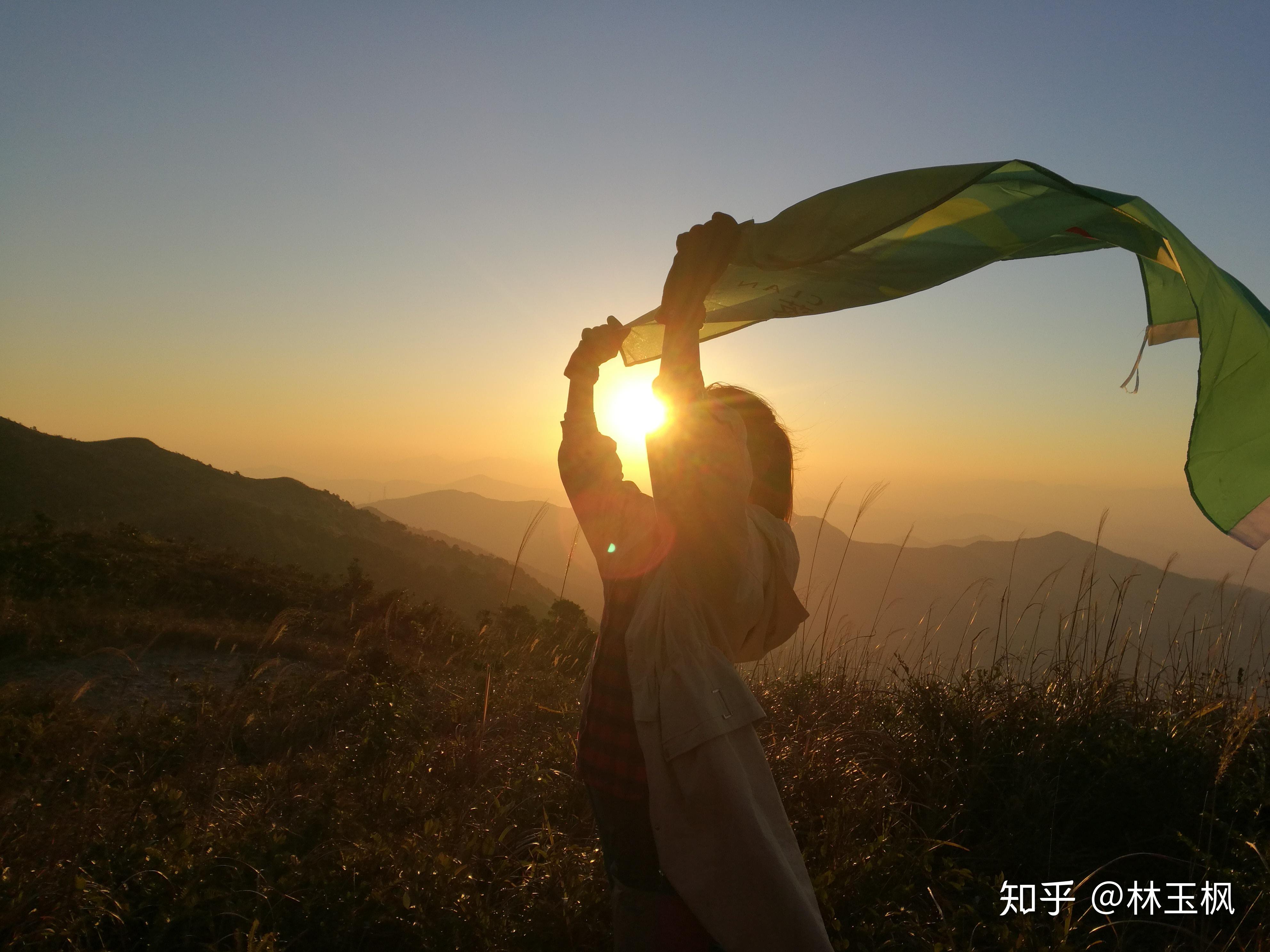 日出前的冷静觉醒，冷风拂面的启示