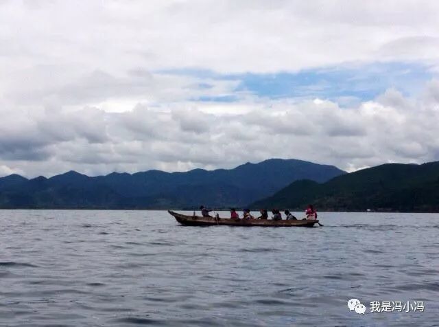 木舟湖心荡漾，身心和谐的完美之旅