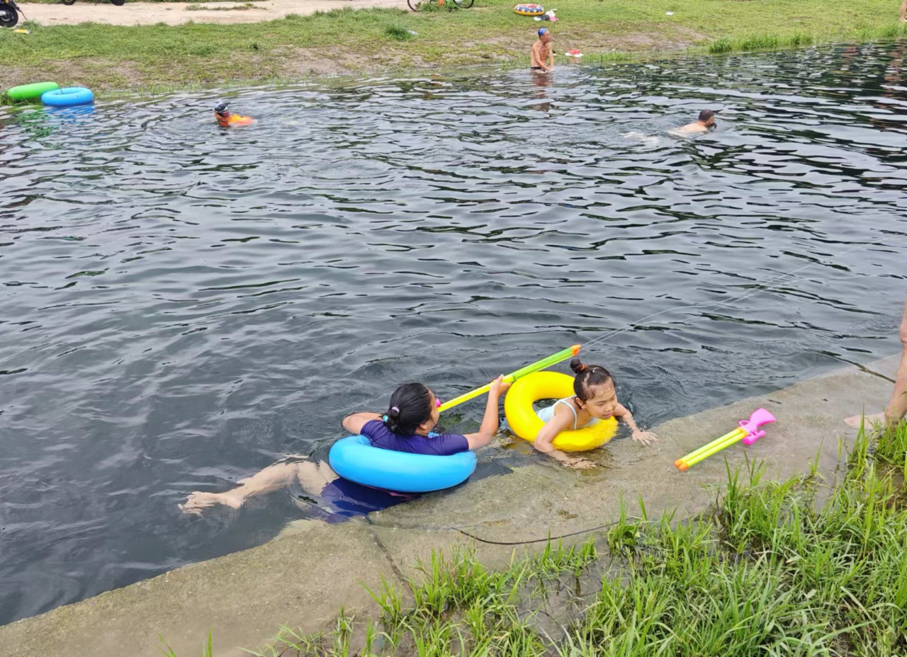 水上运动赛事带动旅游经济热潮，相关旅游效应显著增强