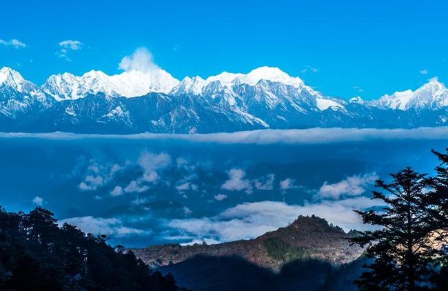 四川贡嘎雪山摄影季活动，摄影爱好者的乐园与游客打卡胜地